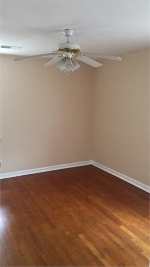 Building Photo - 18 Requardt Ln