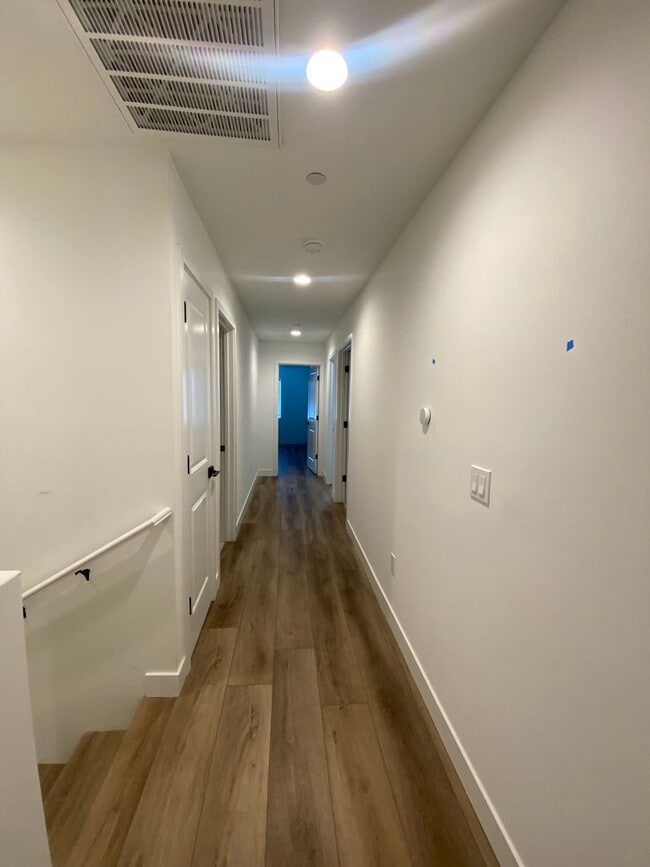 Building Photo - Stunning, brand new 3BD/2.5BA home in Righetti Ranch