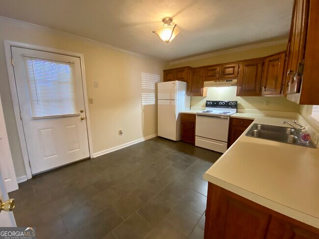 Building Photo - 124 Berlin Ct