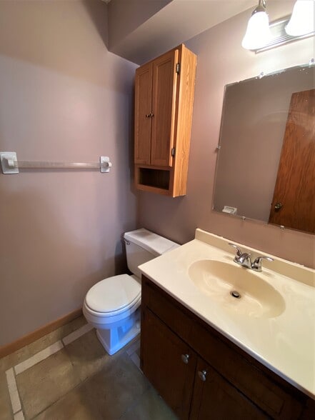 Building Photo - 4302 22nd Ave NW