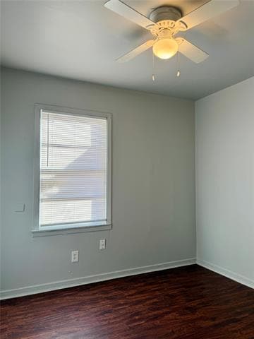 Building Photo - 5310 Laguna Dr