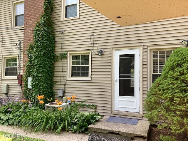 Building Photo - 2 br, 1 bath Duplex - 1905 Anderson Ave  d...