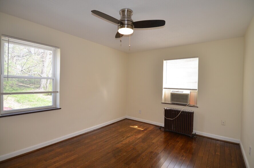 Building Photo - 2532 Williams Ave