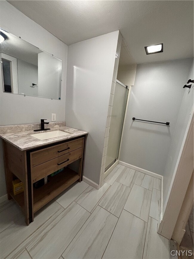 Building Photo - 1108 Salina St