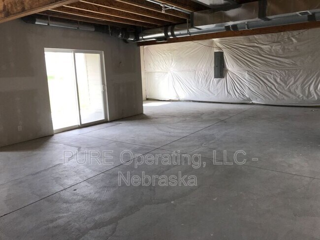 Building Photo - 16509 Heather St
