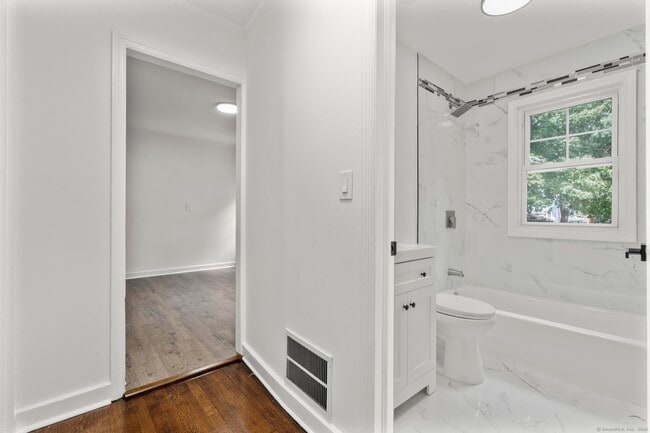 Building Photo - 203 Gorham Ave