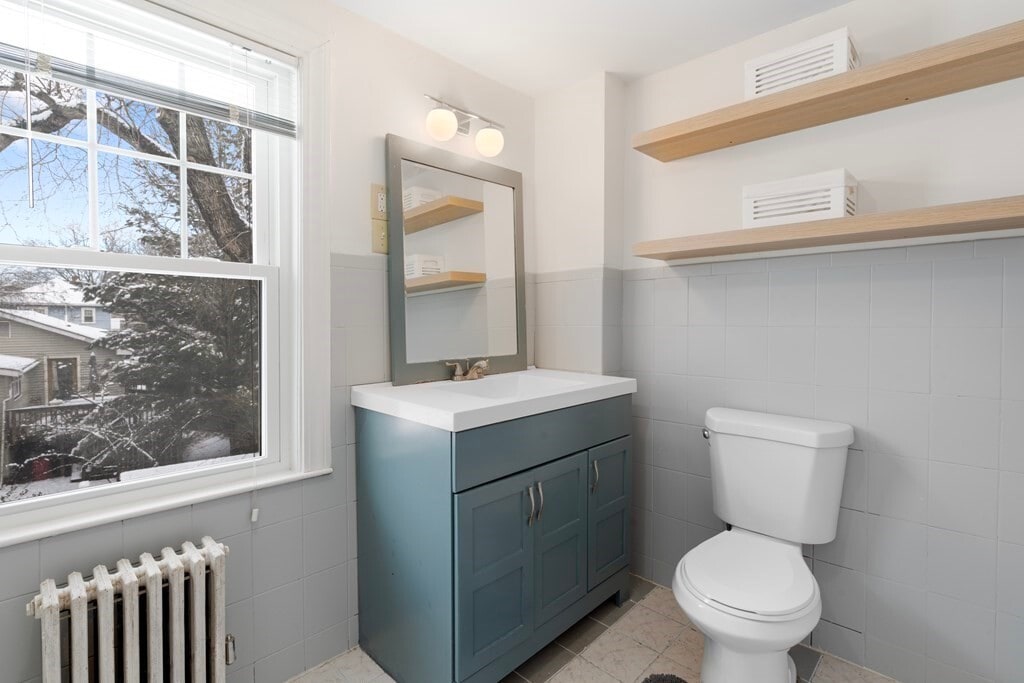 Building Photo - 180 Jerome St