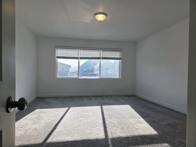 Building Photo - 10026 Dorado Wy