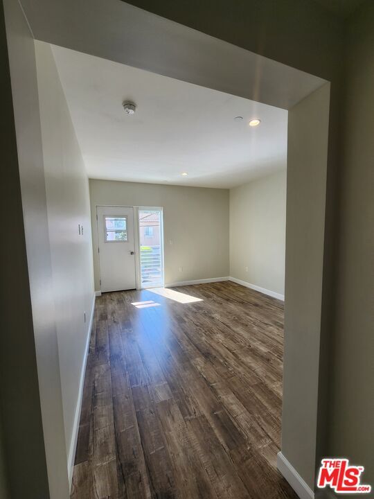 Building Photo - 4504 Colbath Ave