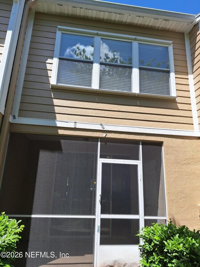 Building Photo - 8106 Summer Cove Ct