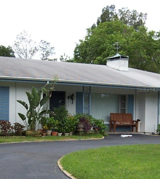 Building Photo - 2446 Fairway Ave S