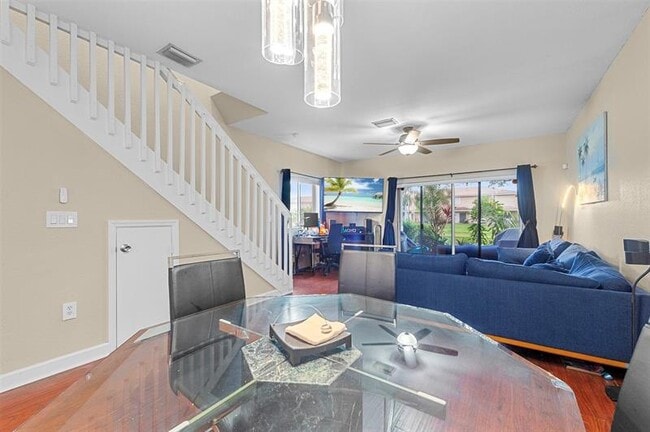 Building Photo - 5921 Riverside Ave