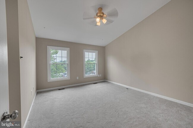 Building Photo - 8101 Chelaberry Ct