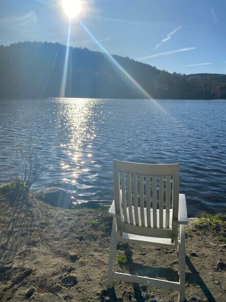 Sunset on the lake - 11 Overlook Ln N