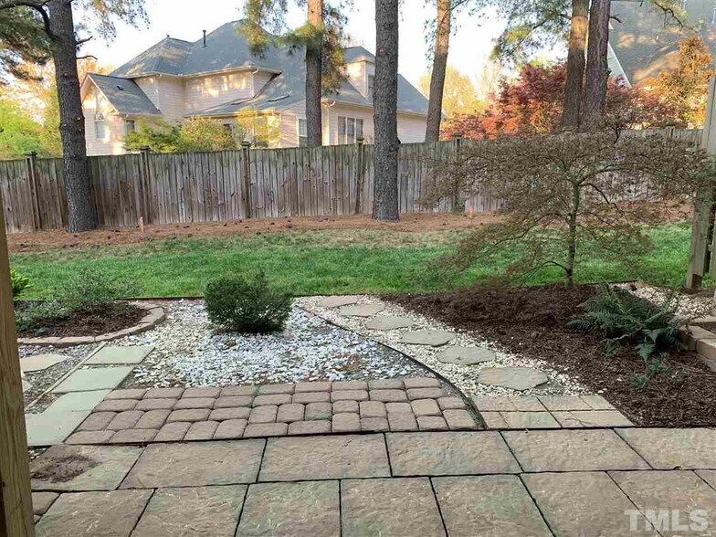 Backyard patio - 1st floor - 1207 Heritage Links Dr