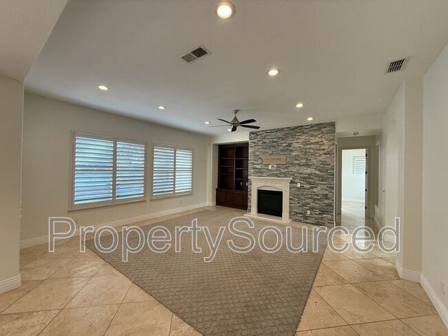 Building Photo - 4060 Chiavari Way