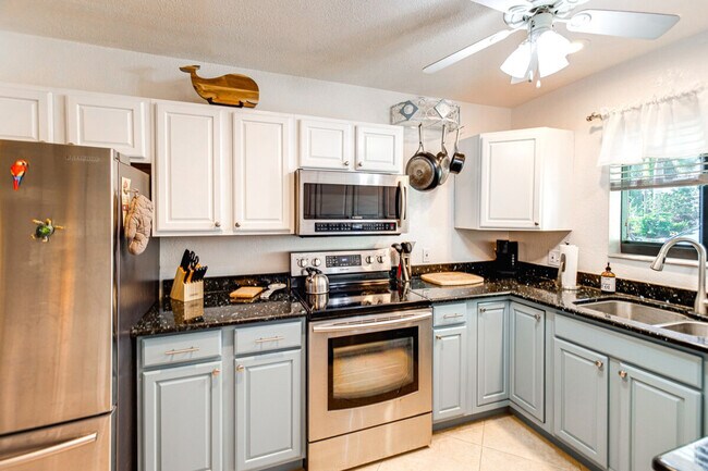 Building Photo - 7199 Blanquilla Ct