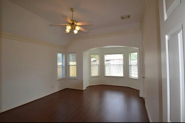 Building Photo - 1219 Cambrian Park Ct