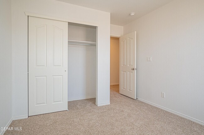 Building Photo - 7668 Mundy Creek Dr