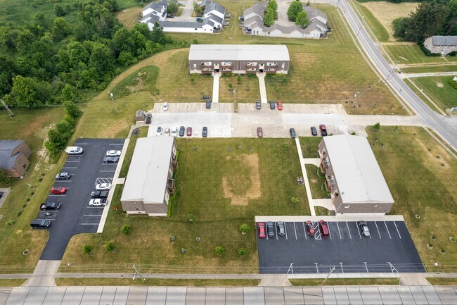 Building Photo - 930 Hostetler Rd