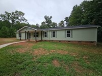 Building Photo - 651 E Sanders Rd