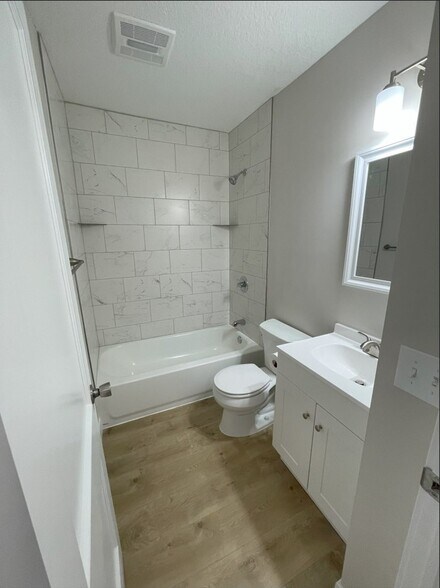 Bathroom, 1st floor - 2623 College Ave