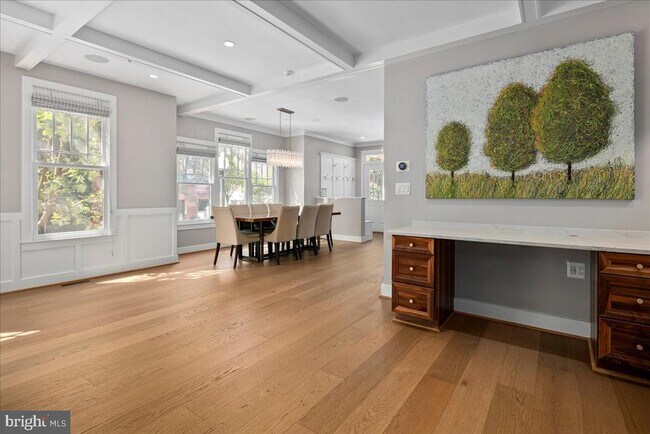 Building Photo - 2863 11th St N