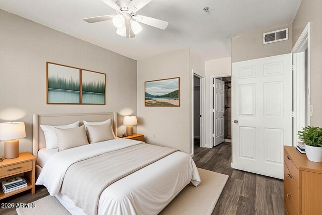 Building Photo - 1825 W Ray Rd