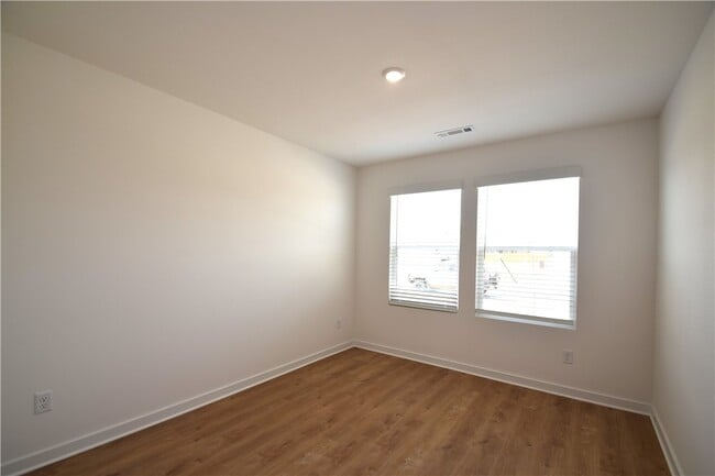 Building Photo - 568 Colorado St