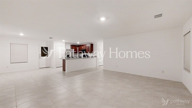 Building Photo - 1352 Plum Rd