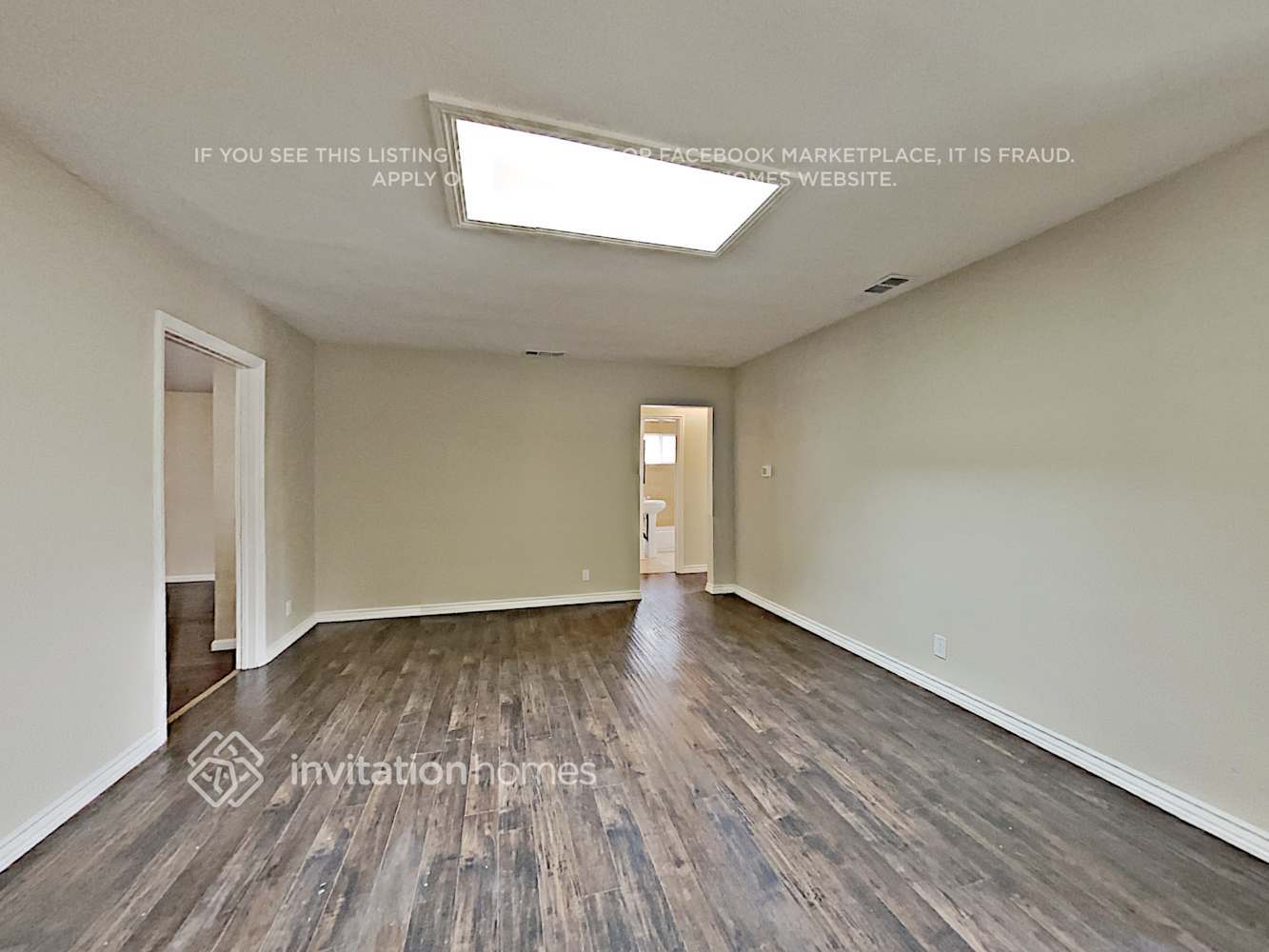 Building Photo - 8005 Quartz Ave