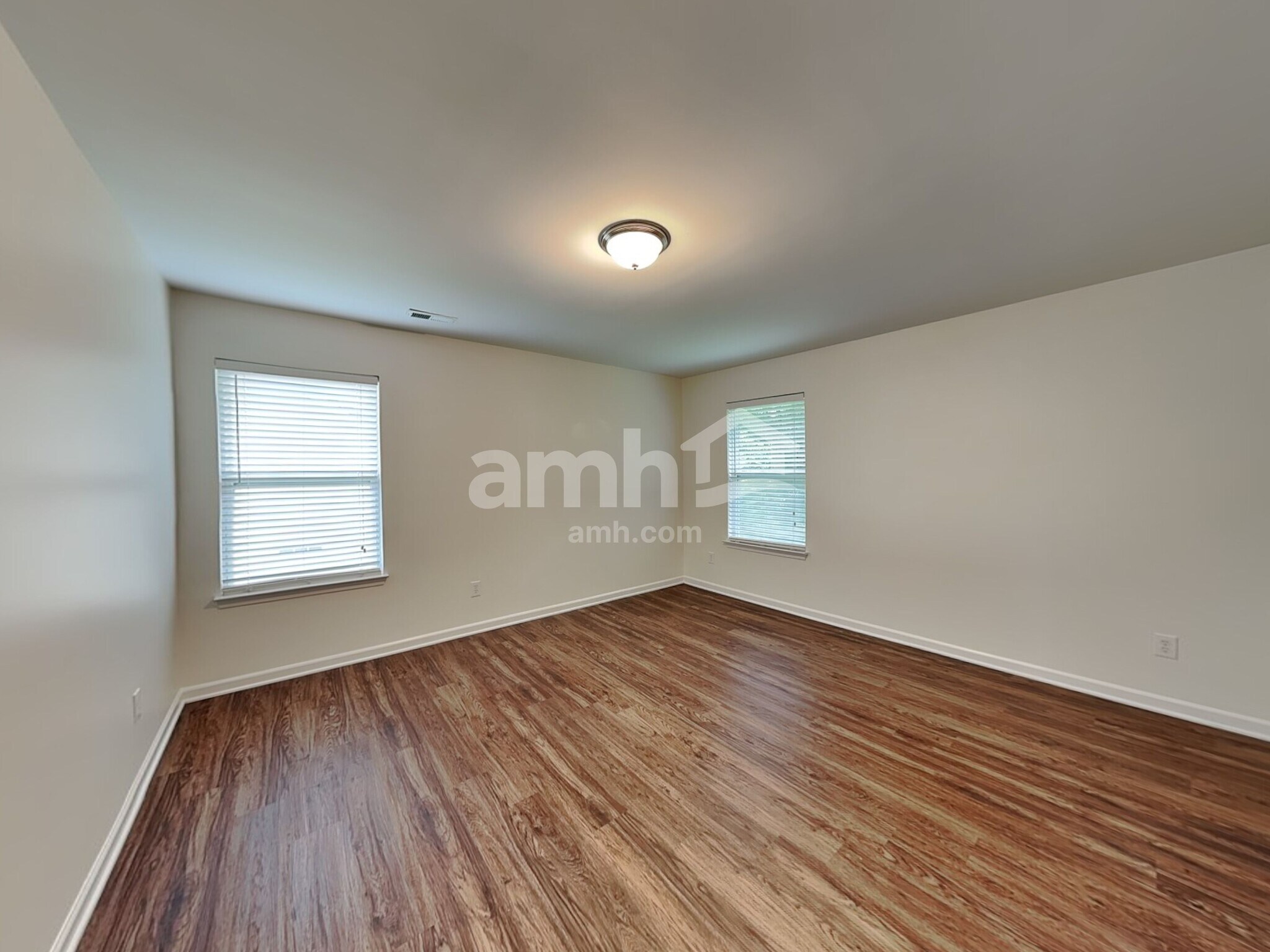 Building Photo - 14404 Waterlyn Dr