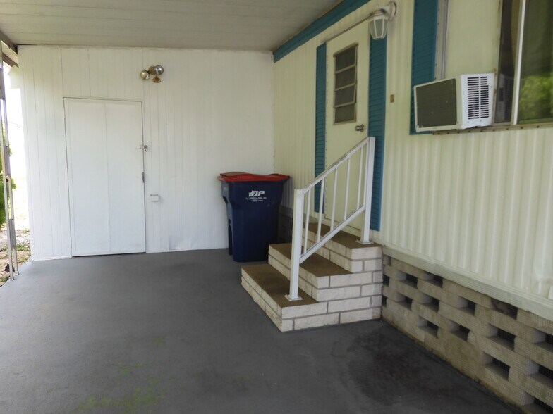SHED WITH WASHER & DRYERHANDRAIL & STEPS & SHED - 7434 Hob Ln