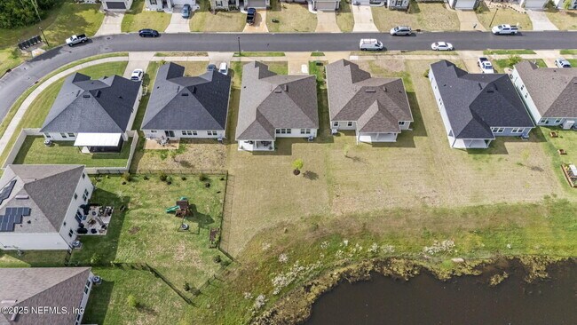 Building Photo - 12897 Logans Walk Ln