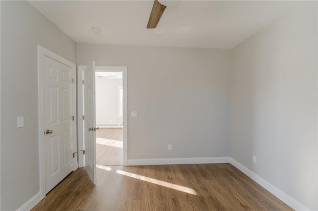 Building Photo - 59 Fairlawn Ave