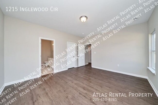 Building Photo - 1215 Inglewood Cir