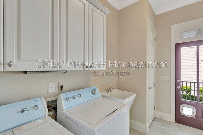 Building Photo - 1705 Doldridge St