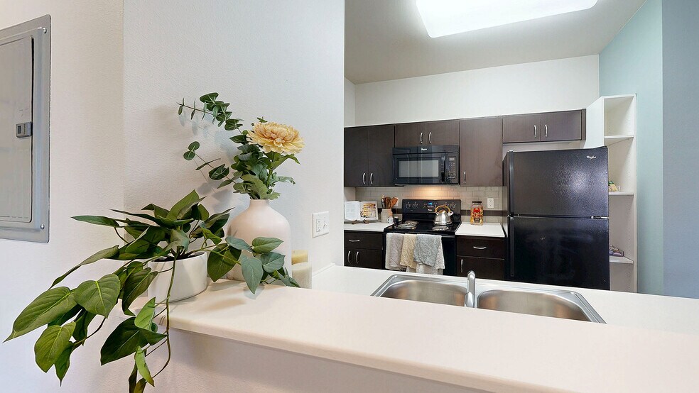 Primary Photo - Villas