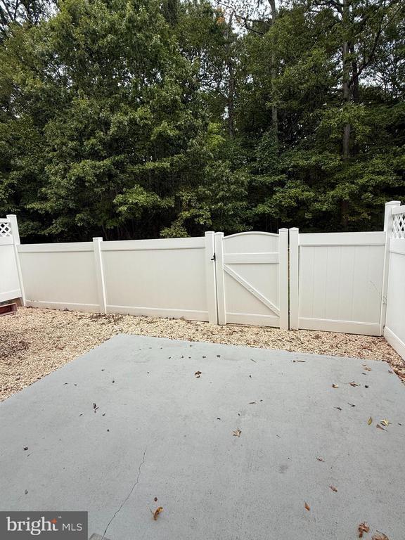 Building Photo - 107 Windsor Pond Rd