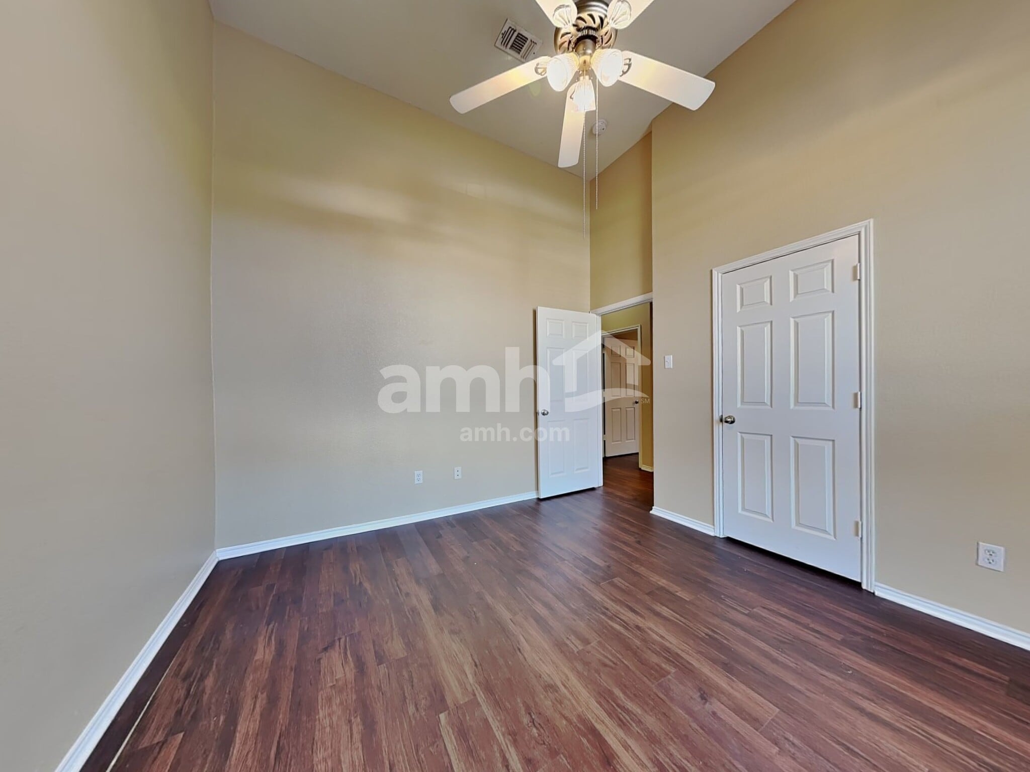 Building Photo - 1606 Windcastle Dr