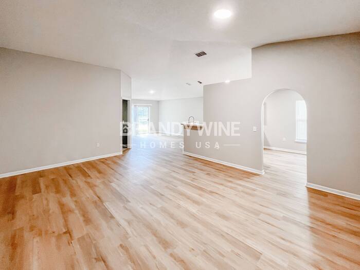 Building Photo - 4396 Marsh Hawk Dr S