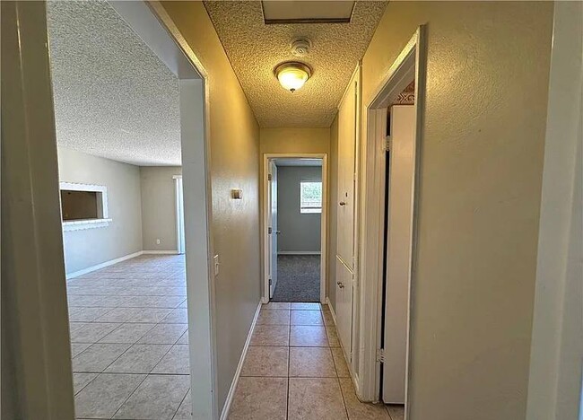 Building Photo - 1768 Bern Dr