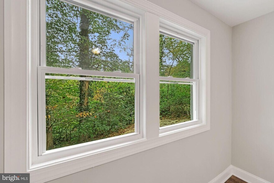 Building Photo - 2929 Stanton Ave