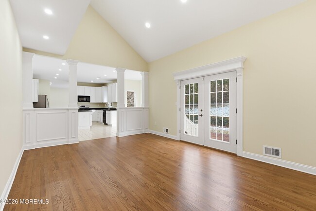 Building Photo - 1217 Wilkinson Dr