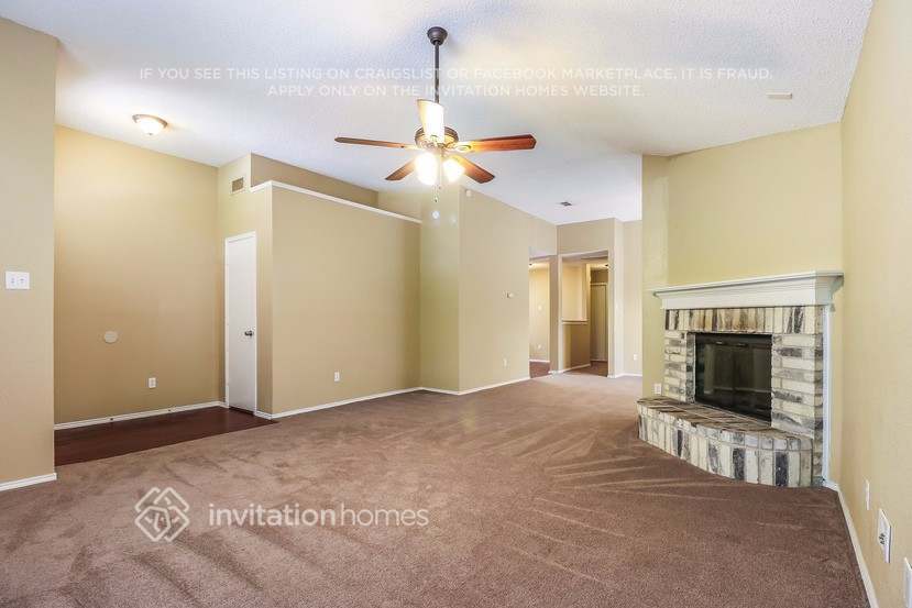 Building Photo - 5813 Northfield Dr