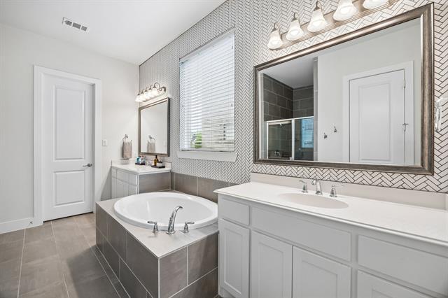 Building Photo - 7704 Krause Springs Dr