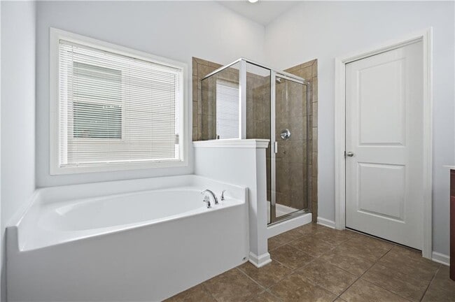 Building Photo - 4960 Ducote Trail