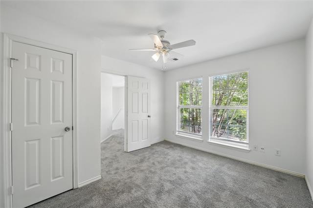 Building Photo - 9846 Cedarcrest Dr