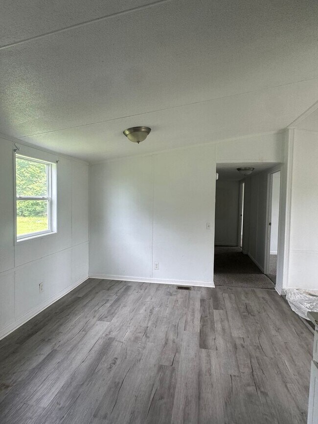 Building Photo - 6245 Speights Chapel Rd