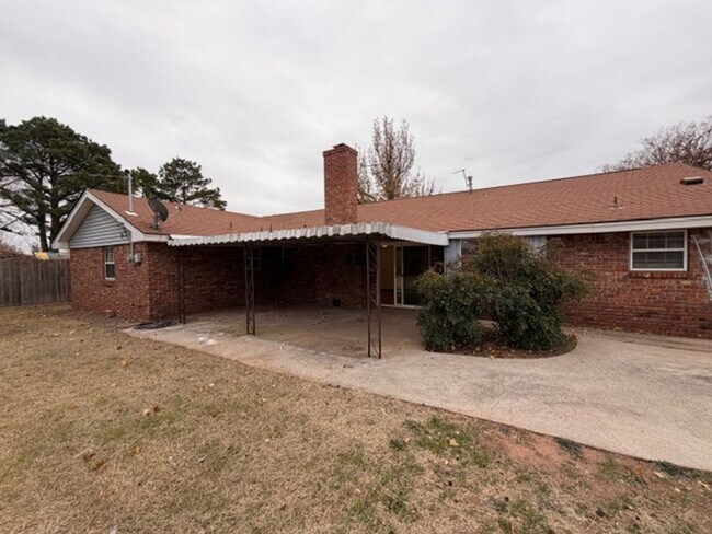 Building Photo - Rollingwood Neighborhood